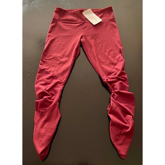 FABLETICS Deep Red Mid-Rise Purelux Ruched 7/8 Leggings sz S (NWT) - Picture 1 of 11